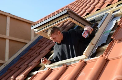 Pose de fenêtres de toit Velux à Momas